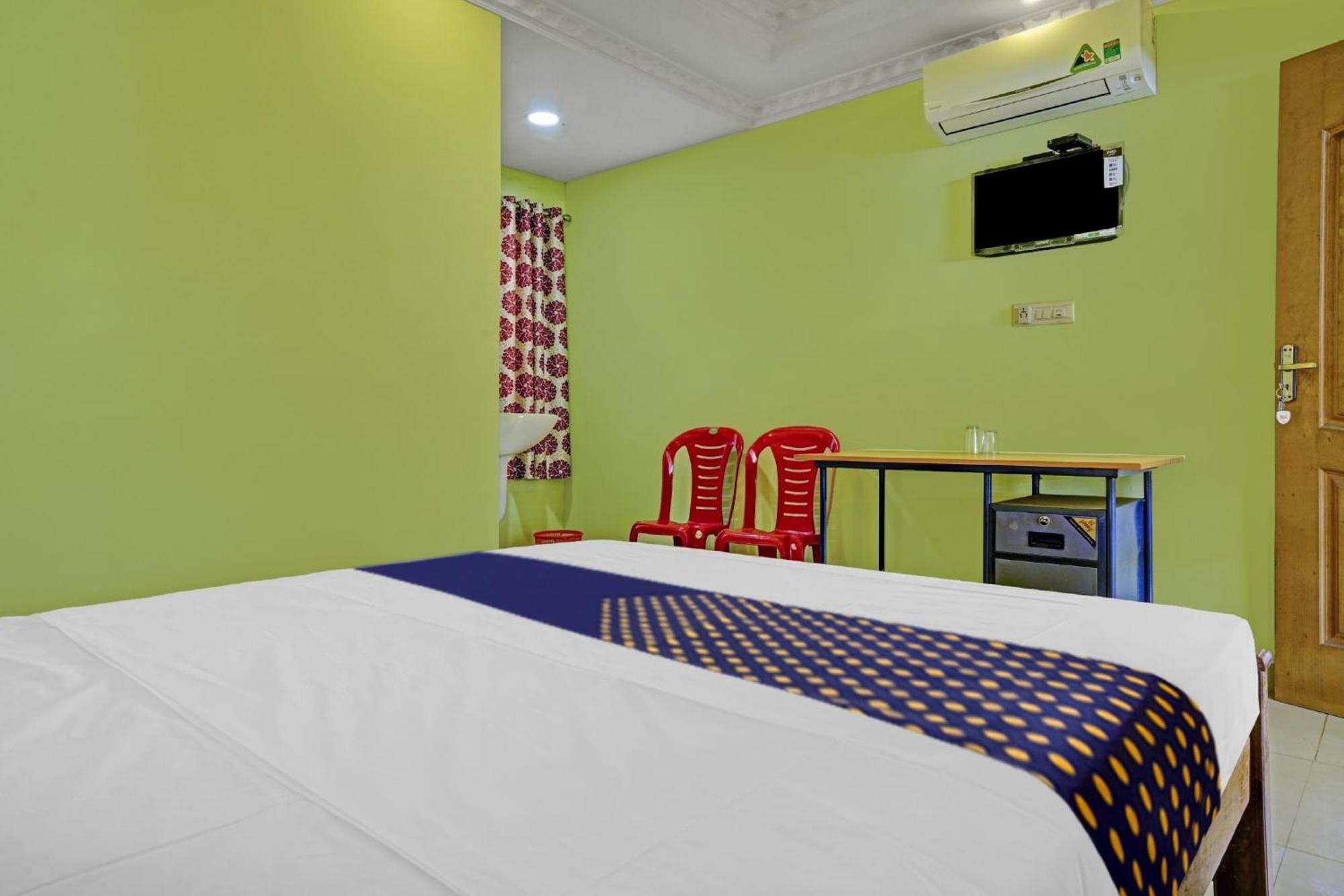 Hotel O Ss Residency Punalur Exterior photo